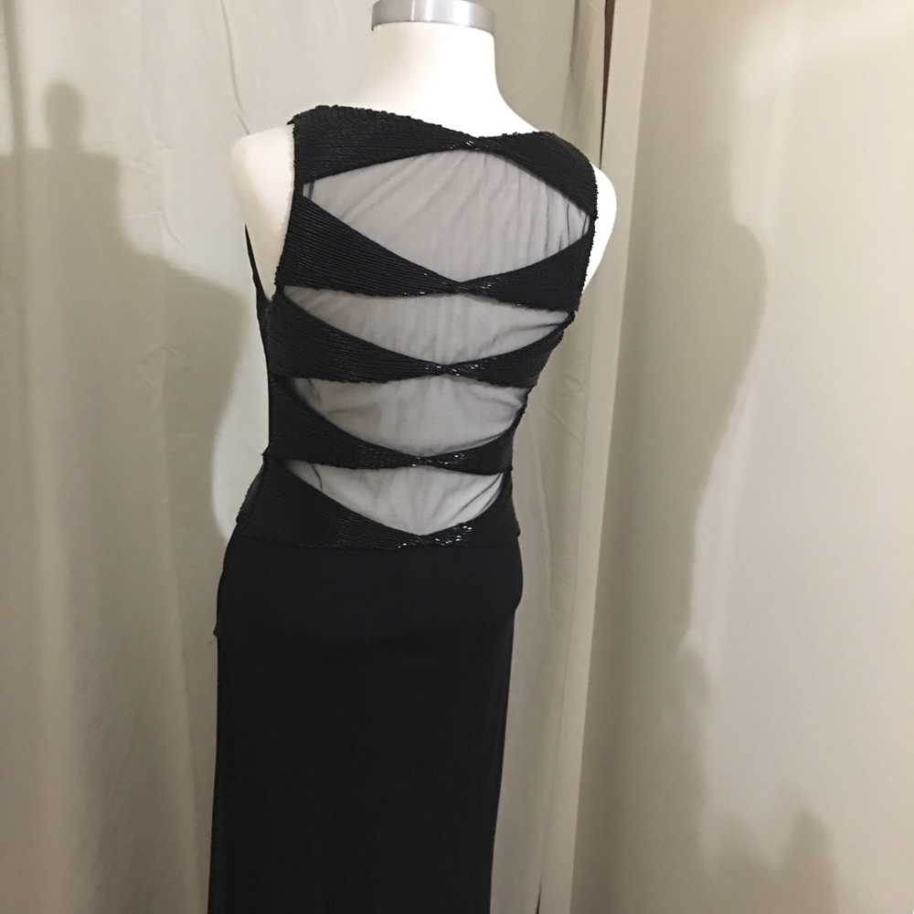 Gown - Picture 2 of 3